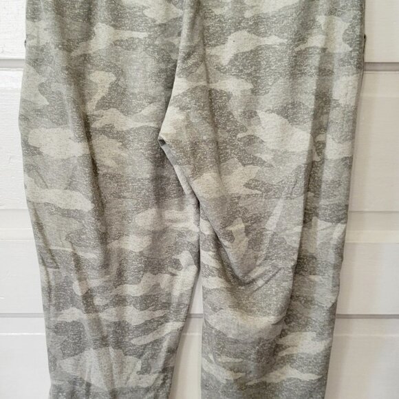 Womens Camo Ankle Jogger Pants - Picture 2 of 3